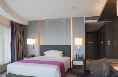 Prince Edward Hotel | Royal Plaza Hotel
