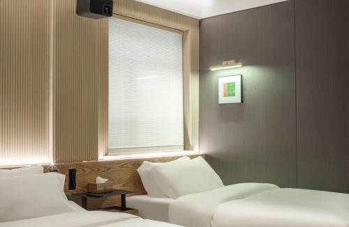 Pudong Hotel | RU WEI EXQUISITE Hotel