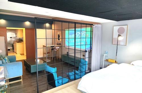 Guangzhou Central Business District Hotel | Ruishe R&F Stanley International Apartment Hotel US Consulate General Guangzhou Zhujiang New Town Tiyu xi Road Metro Station Branch - Free Shuttle Bus to Canton Fair Complex During Canton Fair Period