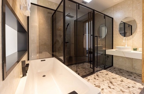 Tonglu Hotel | Ruyuan Xiaomanli Homestay