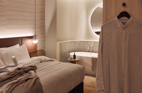 Chinatown Hotel | Rydges Melbourne