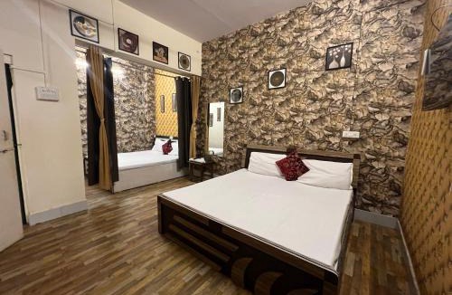 Varanasi Hotel | Sai kripa hotel