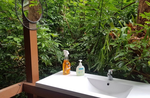 Anna Bay House | Samurai - Private Eco Retreat