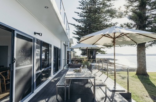 Corlette House | Sandy Point Beach House - On The Waterfront. Mid Week Stay Special Is Now On.