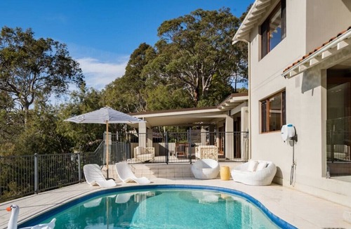 Bayview House | Sea La Vie at Bayview -- 'paradise by the sea'