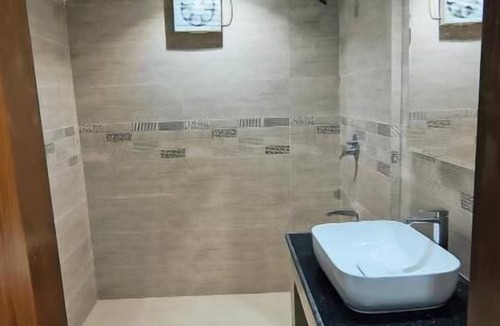 Uttara Hotel | Sea Shell Palace