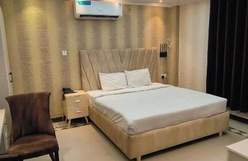 Uttara Hotel | Sea Shell Palace