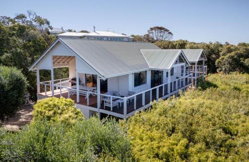 Eagle Bay House | Sea Spell I Private Properties