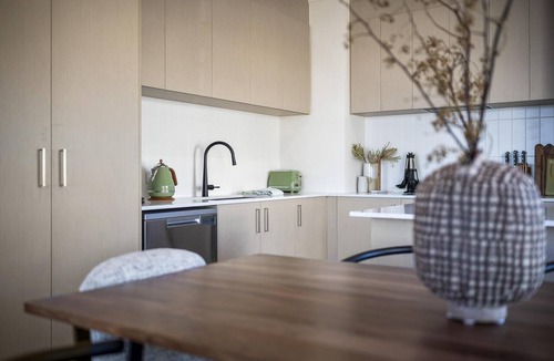 Christies Beach House | Seabreeze at Christies - Indulge in Coastal Luxury at Christies Beach