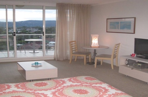 Ettalong Beach House | SEASHELLS - ETTALONG BEACH RESORT