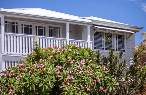 Narrabeen Apartment | Seaside apartment, 100m to beach