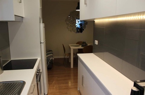 Somerton Park House | Seaside Escape @ Irene's Seaside Villa. 2br✔Nespresso✔Netflix✔Kitchen✔Carpark