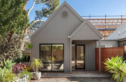 Point Lonsdale Apartment | Seaside Hideaway - Point Lonsdale