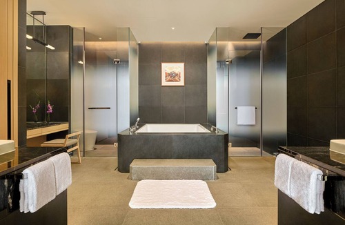 Qingdao Hotel | Secan Hotel Qingdao, Curio Collection By Hilton