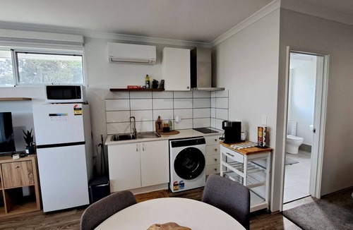 Vasse House | Self-Contained Studio in Kealy, Vasse – Private, Modern & Central- Vasse Apartment