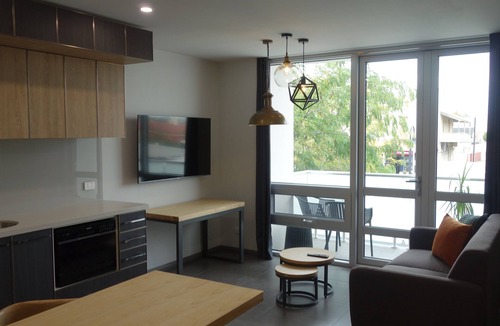 Semaphore Apartment | Semaphore Splash Apartments - Urban One Bedroom Apartment