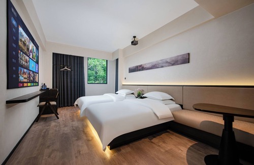 Futian Hotel | Sentraland Pengyue Garden International