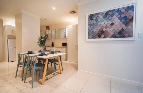 Adelaide Central Business District Apartment | Serene on Grenfell - A Vibrant City Stay