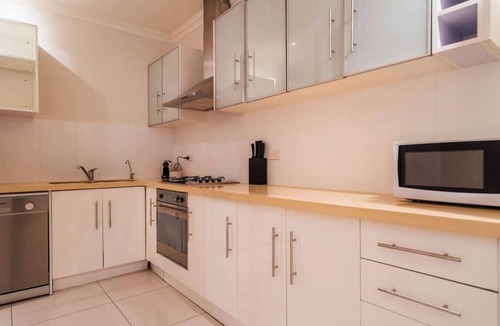 Adelaide Central Business District Apartment | Serene on Grenfell - A Vibrant City Stay