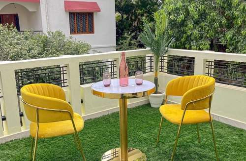 Mahmoorganj Villa | Serene Stay 5bhk Luxury Villa Varanasi