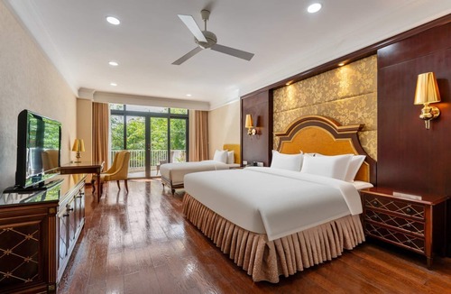 Xiaodonghai Hotel | Serenity Coast Hotel