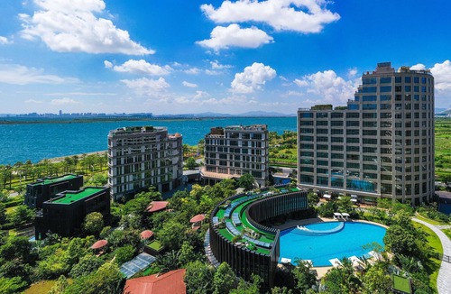 Xiangzhou District Hotel | Serensia Woods