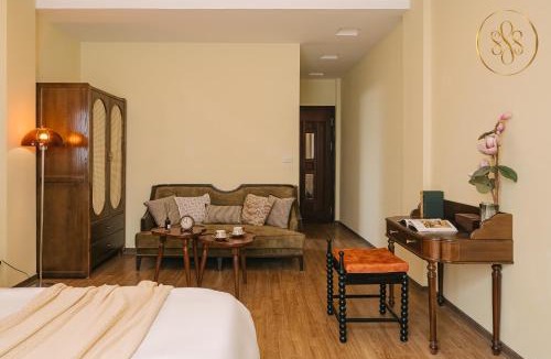 Hang Buom Apartment | Service Apartment