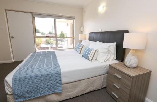 Mildura Central Business District Hotel | Seven Pines Motor Inn