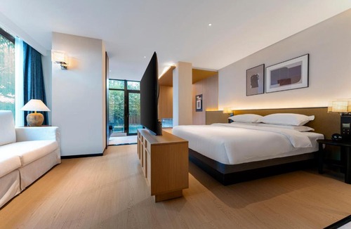 Jeifangbei Central Business District Hotel | SFEEL设计师酒店 Designer Hotel 重庆解放碑洪崖洞店