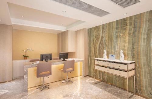 North Point Apartment | Shama Island North