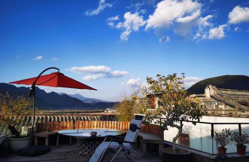 Heshun House | Shan Ju Qiu Ming Floral Hotel in Tengchong 花筑 腾冲山居秋暝精品客栈