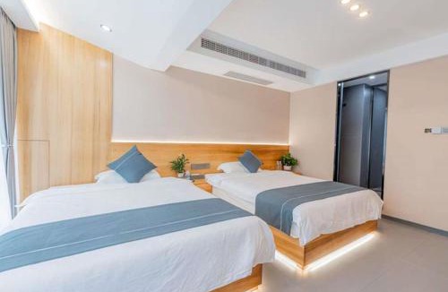 Yongding House | Shan Tao Inn -山韬客栈- Good location-English reception-Ticket service-Tourism planing-coffee-Laundry-kung fu Tea-Drone gopro rental