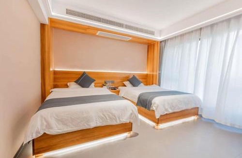 Yongding House | Shan Tao Inn -山韬客栈- Good location-English reception-Ticket service-Tourism planing-coffee-Laundry-kung fu Tea-Drone gopro rental