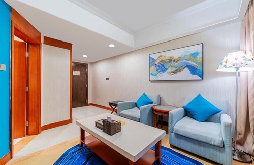 Changjiangcun Hotel | Shangcheng Holiday Inn