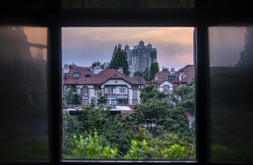 Huaihai Road Commercial Area Hotel | Shanghai Blackstone M Hotel