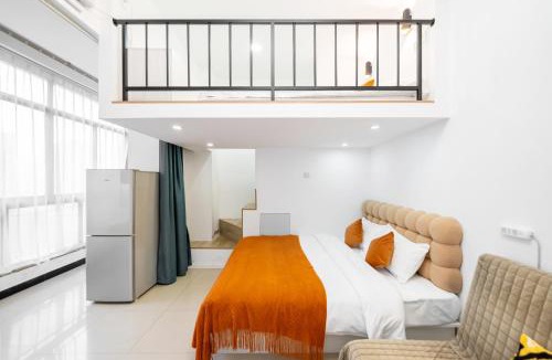Haining Road Apartment | Shanghai Bund View Apartment