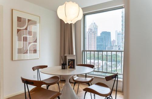 Downtown Shanghai Apartment | Shanghai Chic B&B-near West Nanjing Road