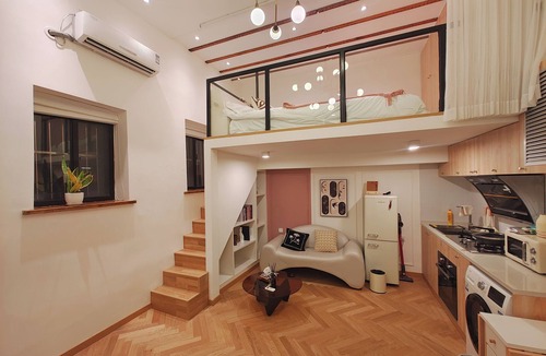 Huaihai Road Commercial Area Apartment | Shanghai Dreams - Urban Vibes in Xuhui District