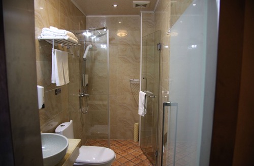 Downtown Shanghai Hotel | Shanghai Fish Inn Bund