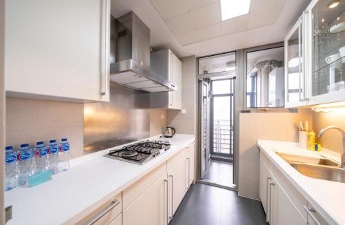 Jing'an Apartment | Shanghai Hills&Premium Serviced Apartment - 700m to Xujiahui & Lines 1 Line 4 Line 11