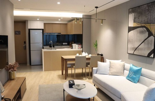 Pudong Apartment | Shanghai Hills & Riverdale Residences