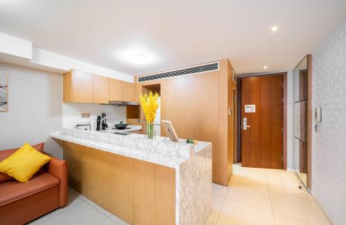 Putuo Apartment | Shanghai Hills & Wanye Prime Spacious Loft with Multi Rooms near Metro Line 13 and The Bund