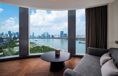 Pudong Hotel | Shanghai Lujiazui Riverside Center IntercityHotel