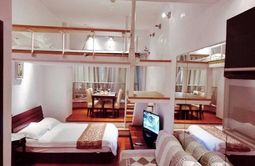 Hong Kou House | Shanghai Qidian Apartment The Bund