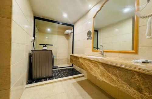 Changshu Hotel | Shanghai Riverview Hotel Bund Store