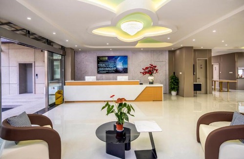 Pudong Hotel | Shanghai Rui deng hao Hotel-Free shuttle bus to Airport and Disneyland 24x7