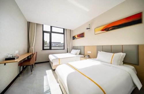 Pudong Hotel | Shanghai Rui deng hao Hotel-Free shuttle bus to Airport and Disneyland 24x7
