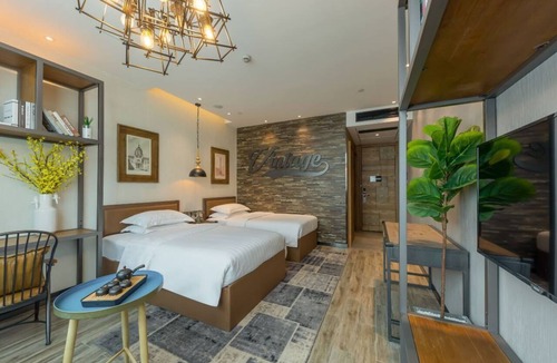 Pudong Hotel | Shanghai Vintage Hotel Disneyland Branch