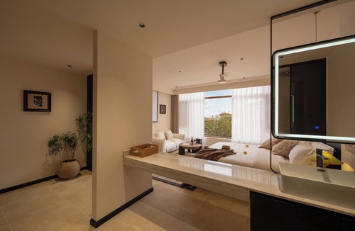 Shangri-La Bed & Breakfast | Shangri-La Memory Homestay