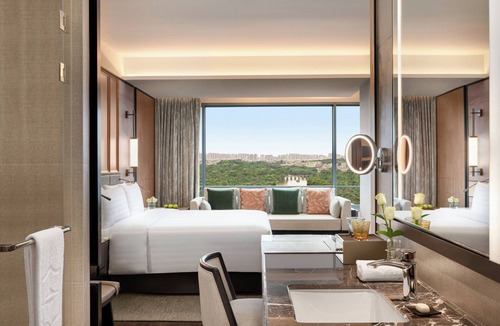 Licheng District Hotel | Shangri-La Putian